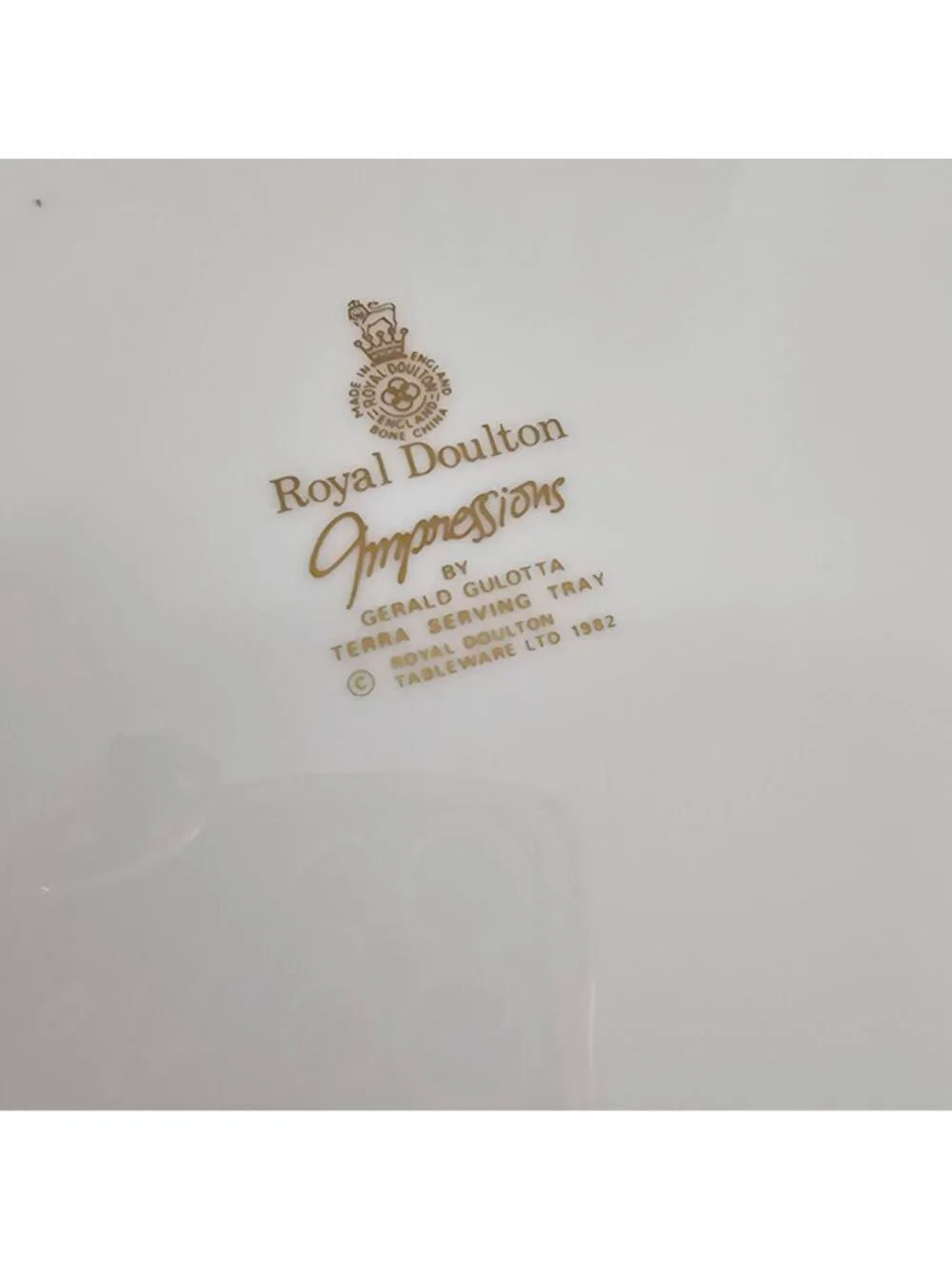 Royal Doulton Impressions Terra Serving Plate 1982 designed by Gerald Gulotta
